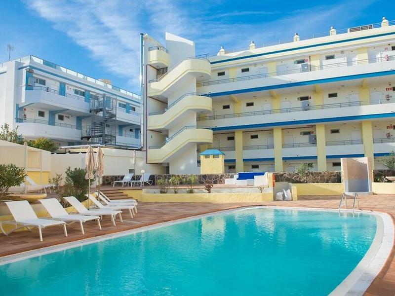 B6869BCA5F5C3319105F27BE35A8BFF7