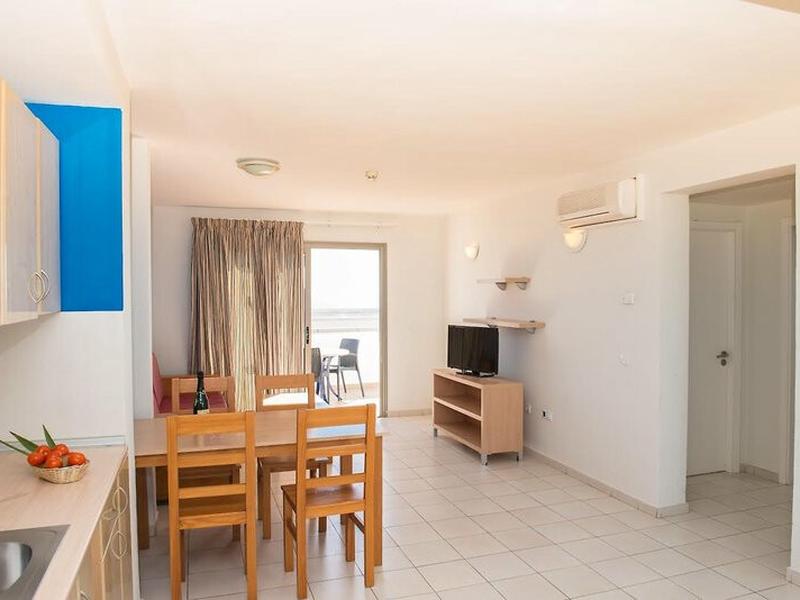 1E9CBCA1E37765F596EF2485DF01DB96