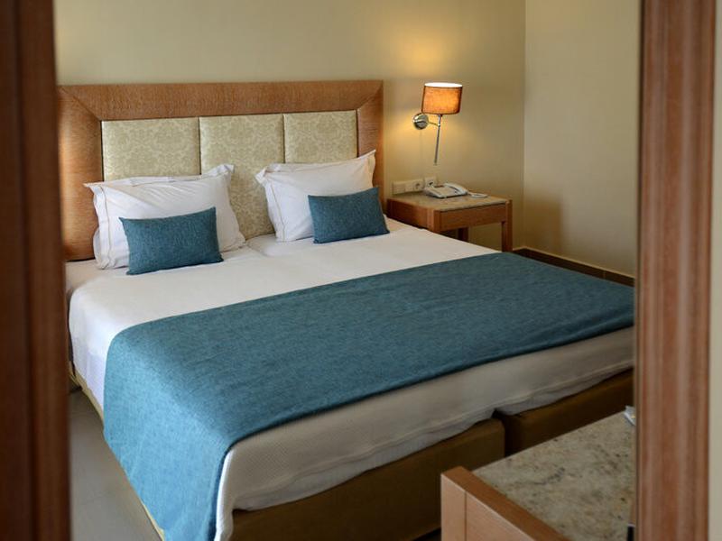 1696225BD2BAC1EAA0D7FBBA8321D8B3