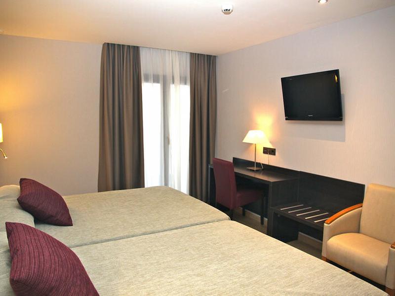 C9CE1660F4110A06B7FC594C27C5D3D1