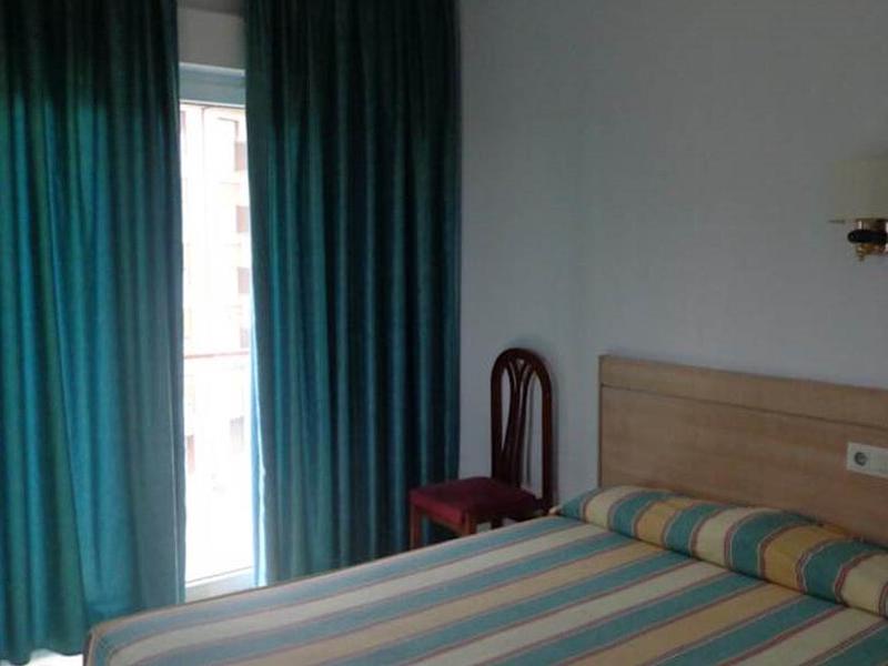 885AAD1DE1B75DC81DC0D1E8F5E9F54E