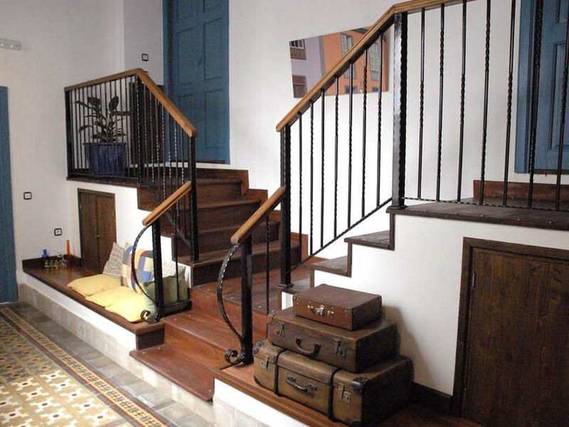 9A9F8CC6E66462963A6C2C24325F46DA