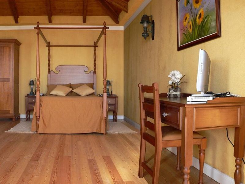 2743A3AE6ED15E6C7287DD9A66A42E7E