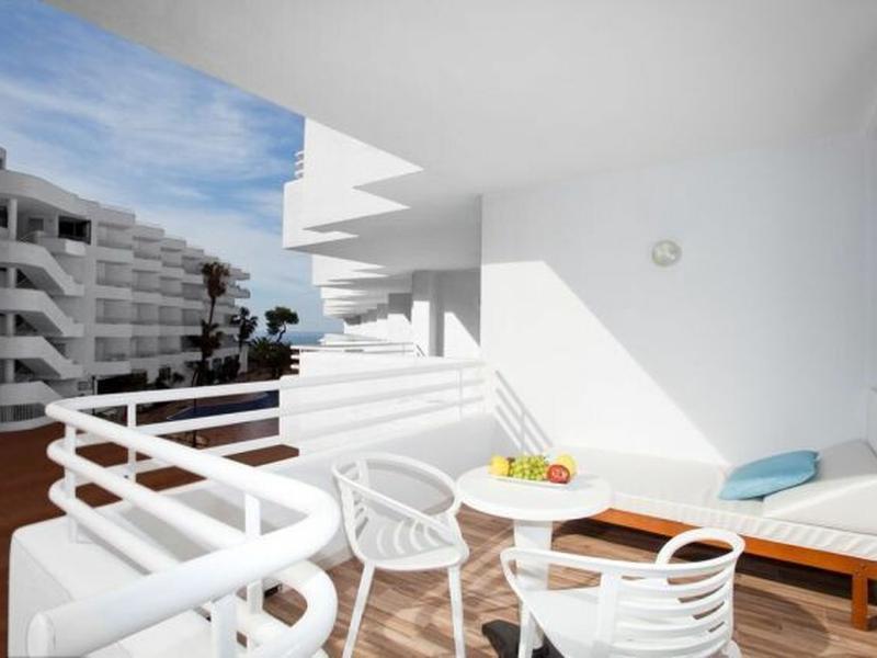 BD684532AE55C8FA19EF93D52C8B746B