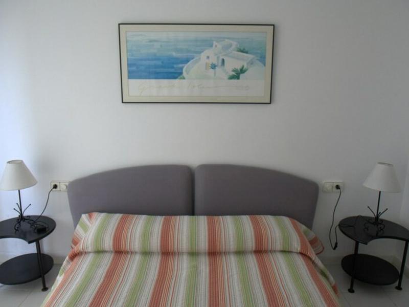 700B0DCB530C4357F4D7B624E7356F8A