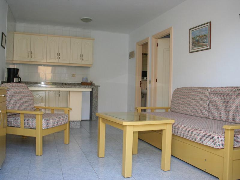 B501C48A6D7BEA99E1BAE7D141285D72