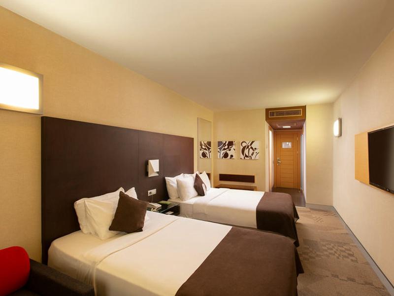 46FB001814CAB78FEC9C75D98C98E0A6