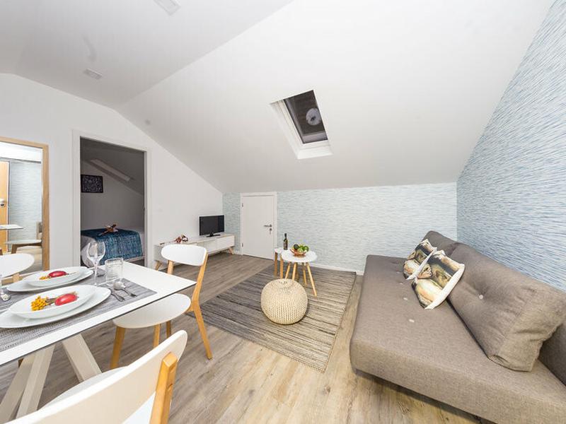 CA46DD6DBADBC03B57BC9A9A750AFA6C