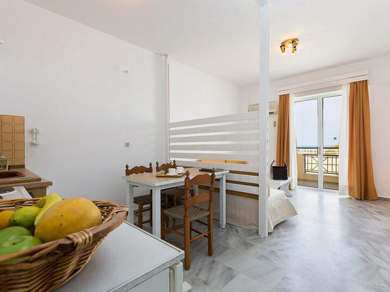 267A2D5FEA6D31BAB4170F44B3E53590