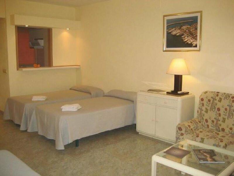 111D9CD5B0115C1A379159845C818ED2