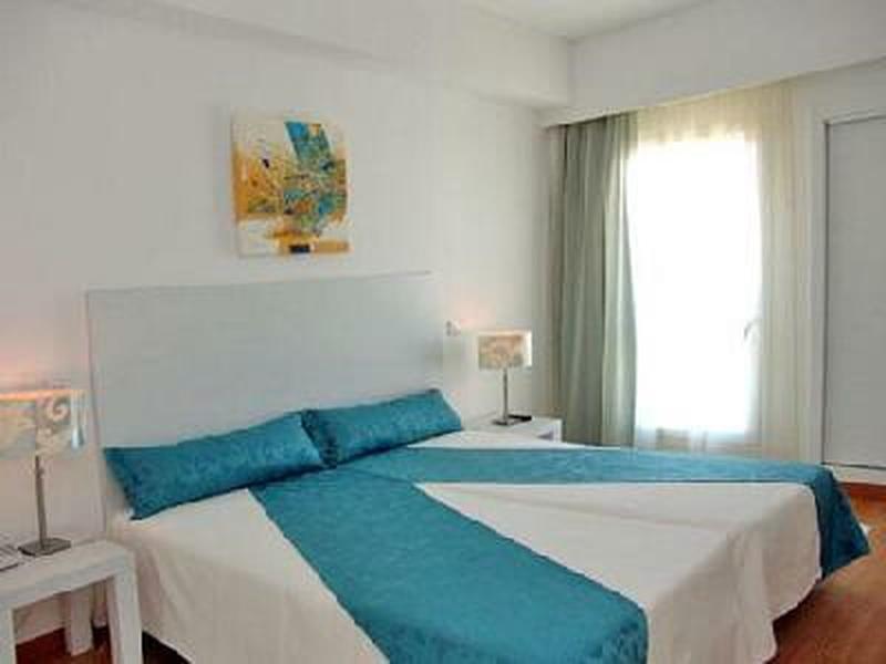 78C858FCC93FFFF74B4EC304F19855E4