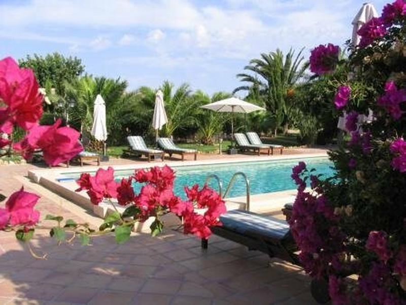 7AE5E47F911D8BE7ECF0464BC1509FFC