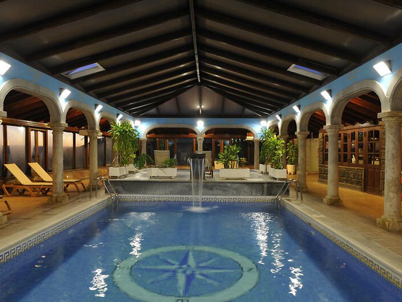 12B8C1A7E8F12F0C2C6F098988B8E0FE