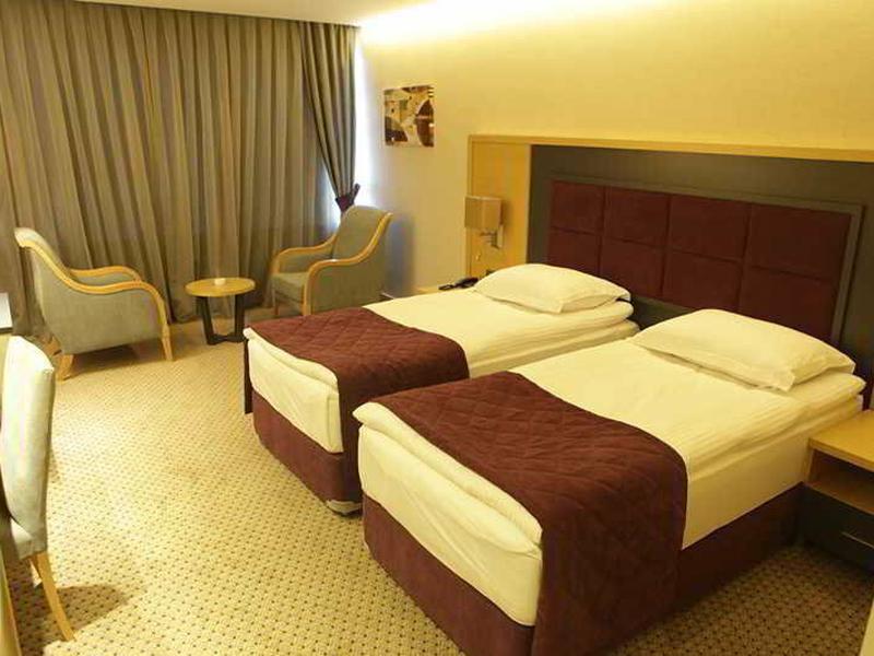 A4A6CF7565988D69B92DAEC810BF183C