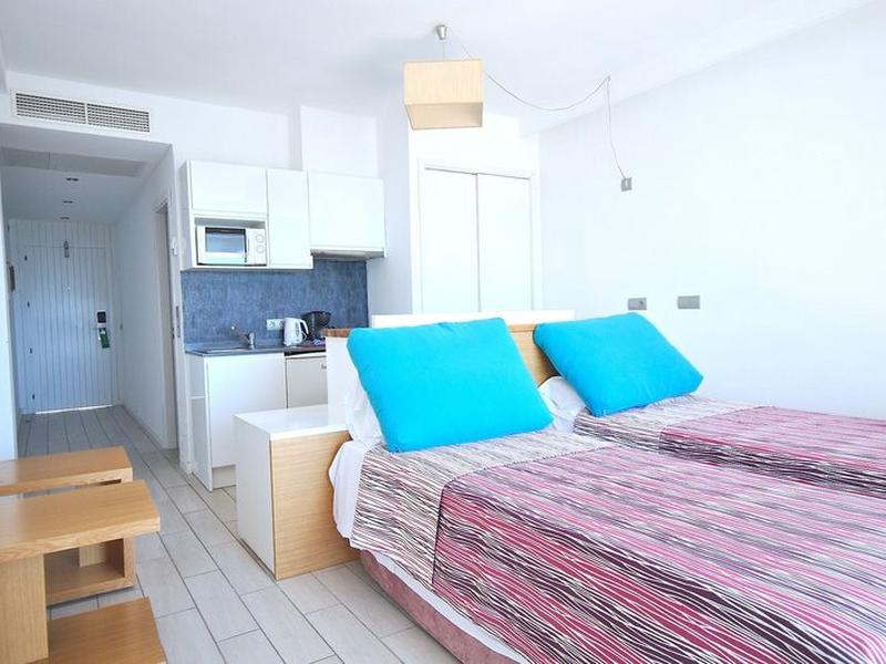 0D5A7B3C5A0DA2FDEC9DD7397243777C