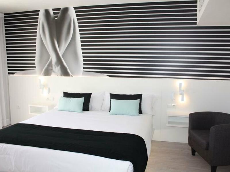 DDD6FC46EDA8B280108F87026A8E83E8