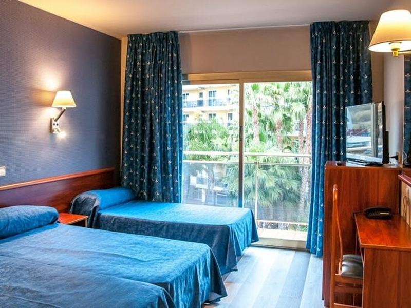 C15BCC267A328DE766C03CE9A541FD1F