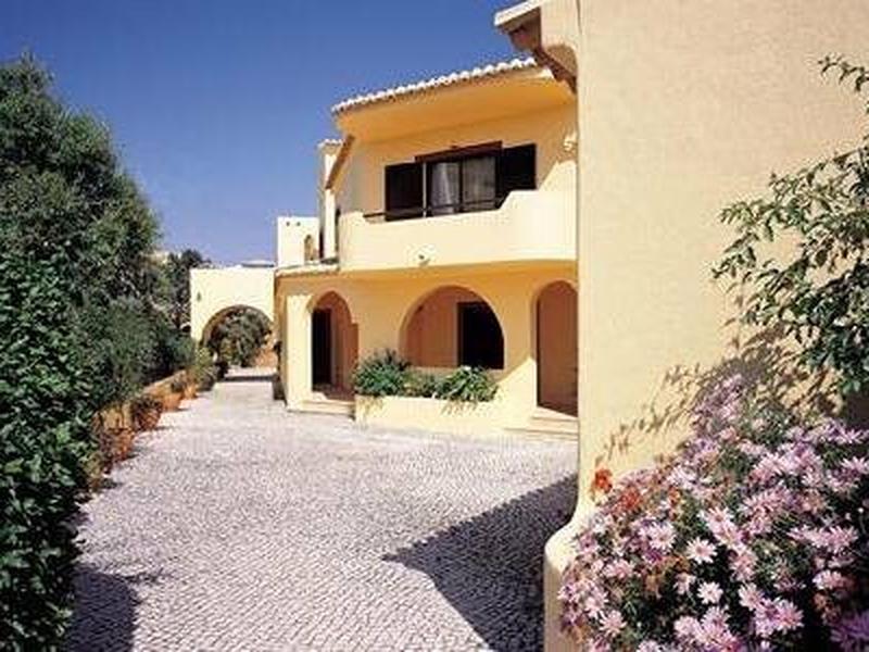 7FAEB784574D8E8AD0DF70A88B00179B