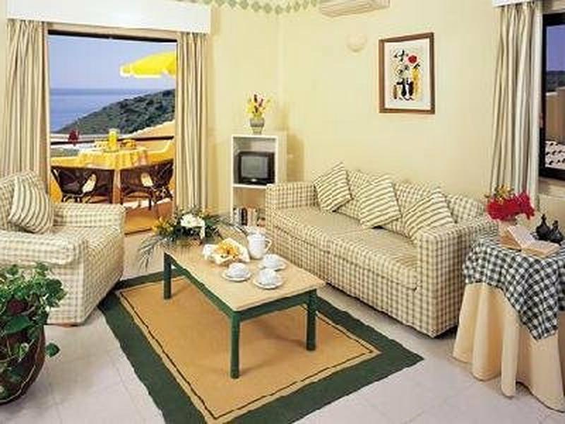 1E0B16787C3A9AB8C87A9AB258BB0323