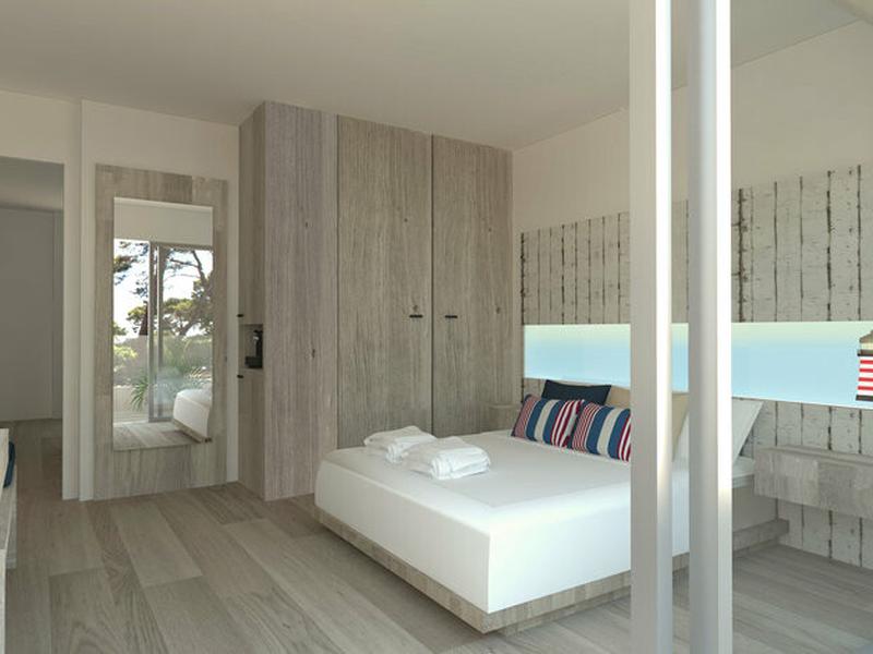 71CE028BF47EEB1C57210F7AF55FF00C