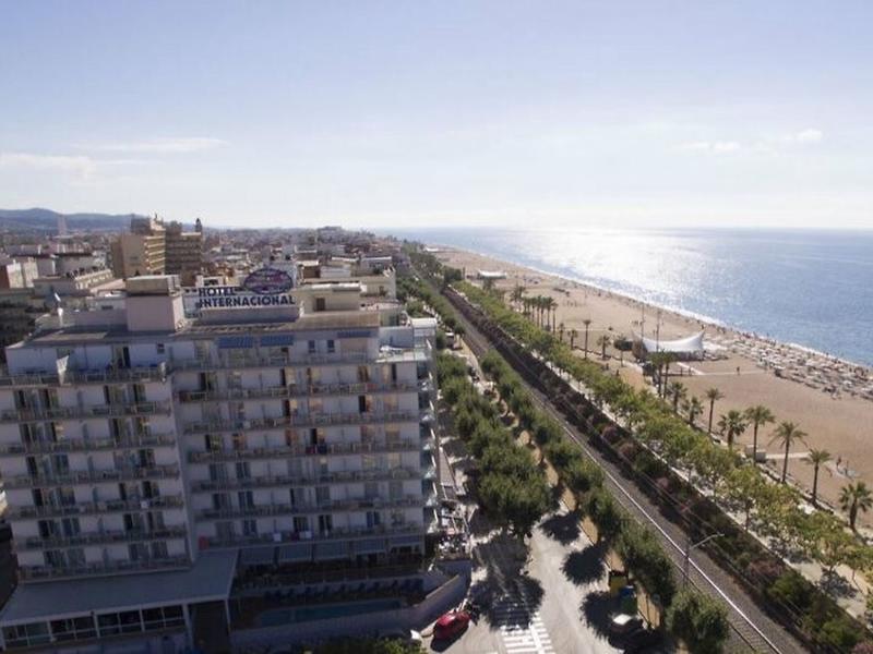 DE1AB5B410039CF3B208F262FA972D21