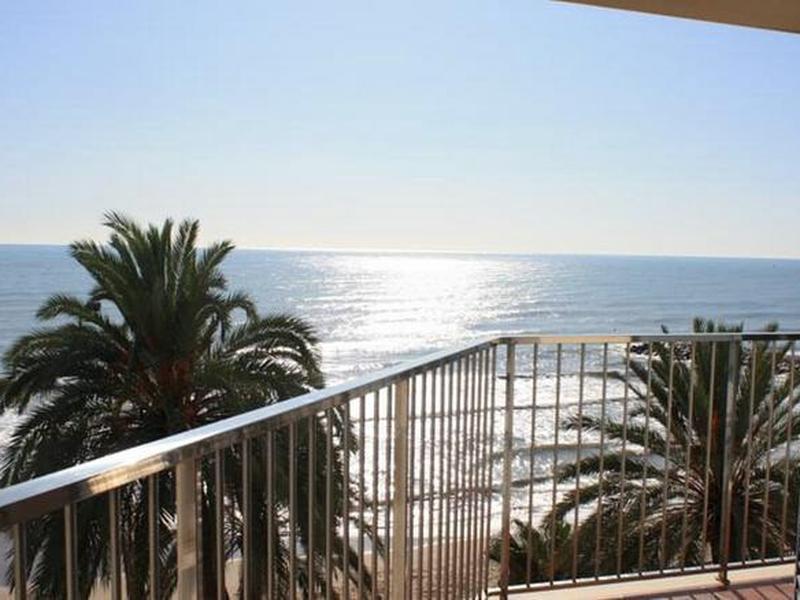 0B828525A43DAFB198815713EA3B54E6