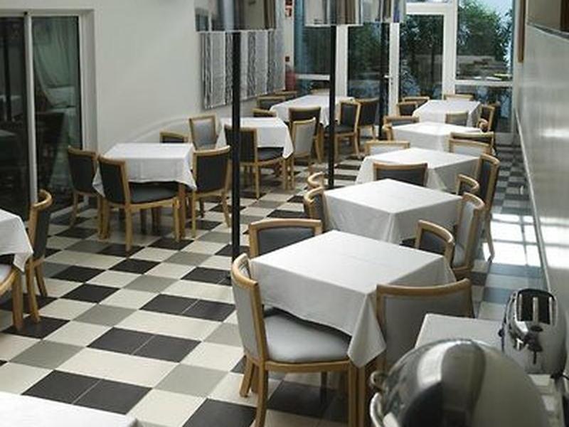 889E44B450D05CC2D63327A92480DA50