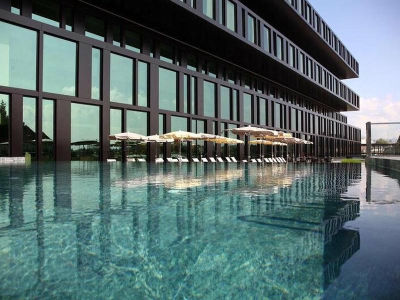 0388D1D7B447034F81B6EDAEA2402EF6