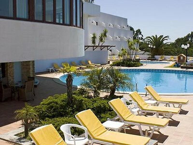 569E3303D02A46E2C821E421553628AD