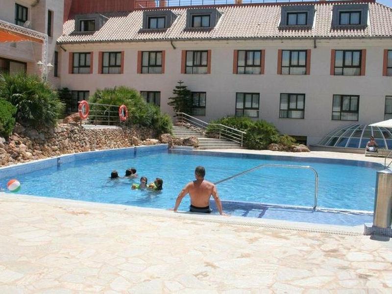 D86AB8A1F24560E5B21480838D1220A9