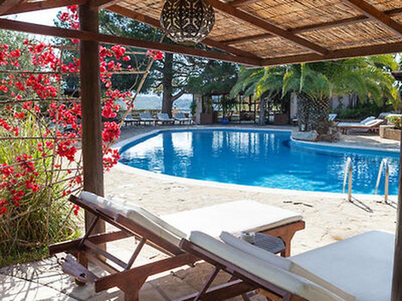 A82A3F53498F328E75334C27939790E8