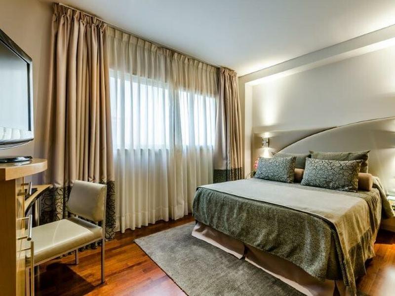 C1F7C92DFCD3CC3B2302AD3C74B88FD2