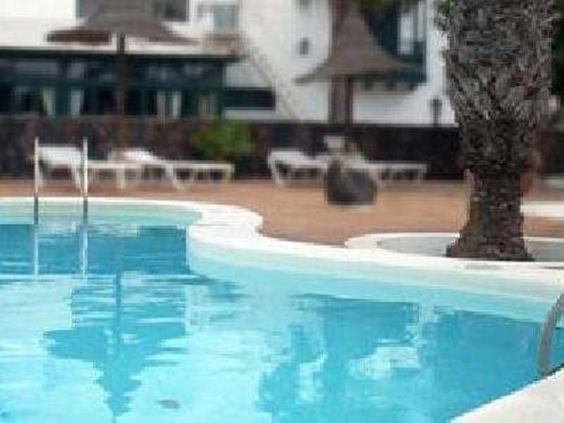 033980A1B9B5485F248439388E284A12