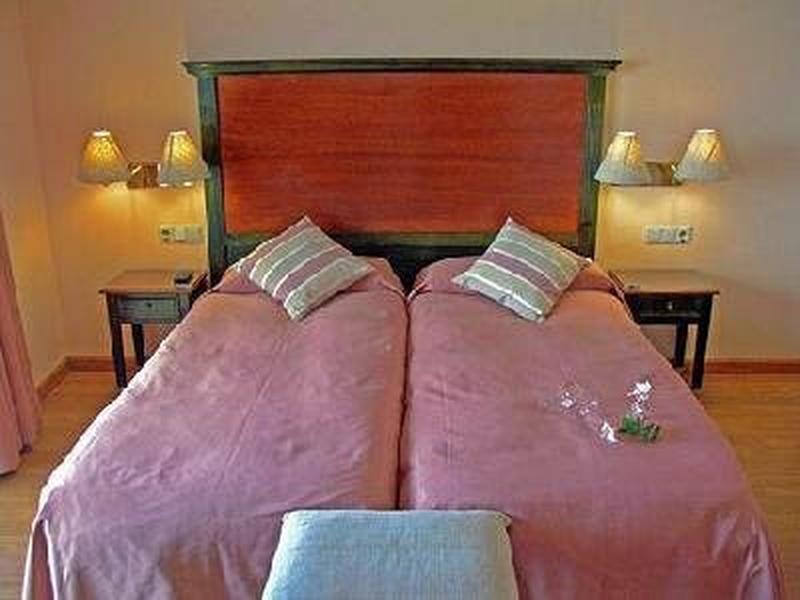 F60172776BBDEF1CF431F2ED2D481639