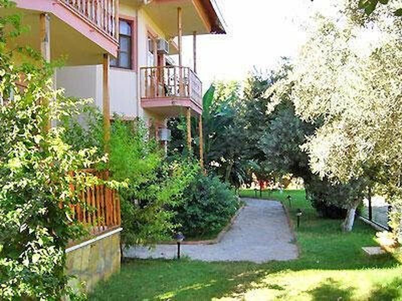 6B51C6639E9F52A607A31987320C0E58