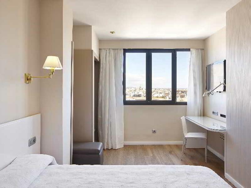 190C22D529A885A395AB2B4C9285D9DF