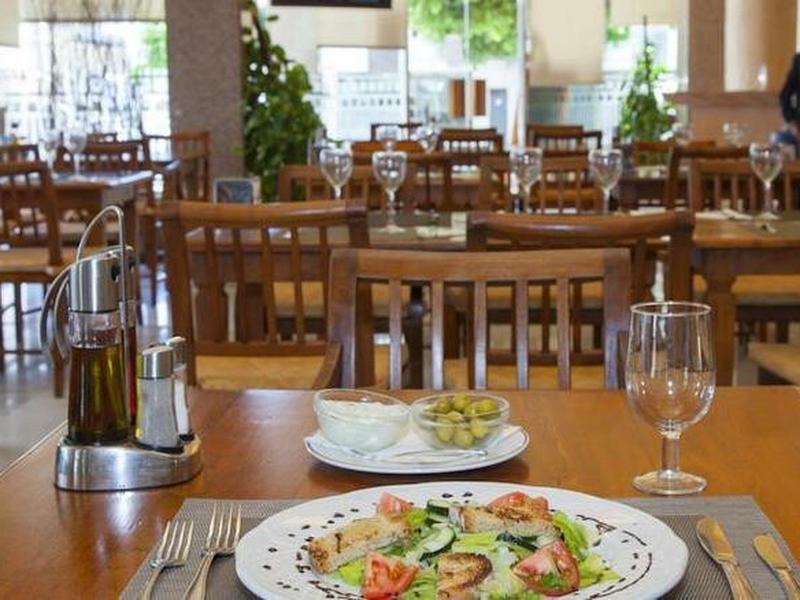 19EC5F298024130146D22581526F2C40