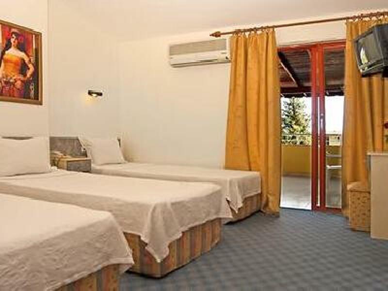 7B12B4D156448A46BFD9C1B5E7D1B1D0