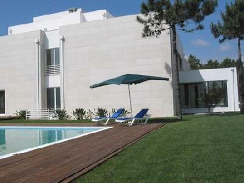 27255BA0E55AE993D1D75A0F00033B9D