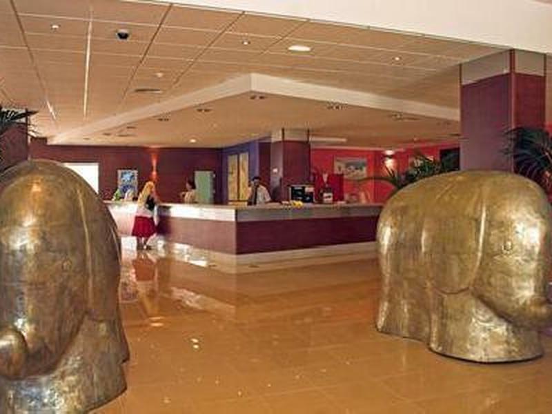 C3DAF8213D593687B839B2F36E332089