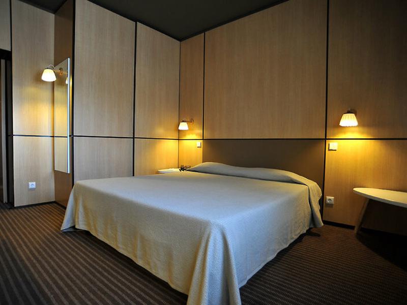 00A6A9E6CEFB44F5E3948CCFE3C8E0E9