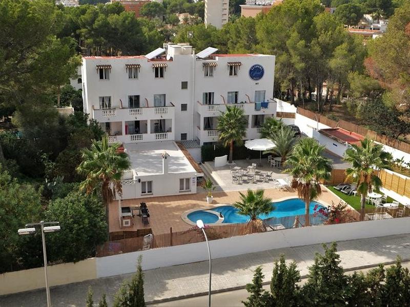 18AA08219B4A59B99AAF7A70FADAC2B7