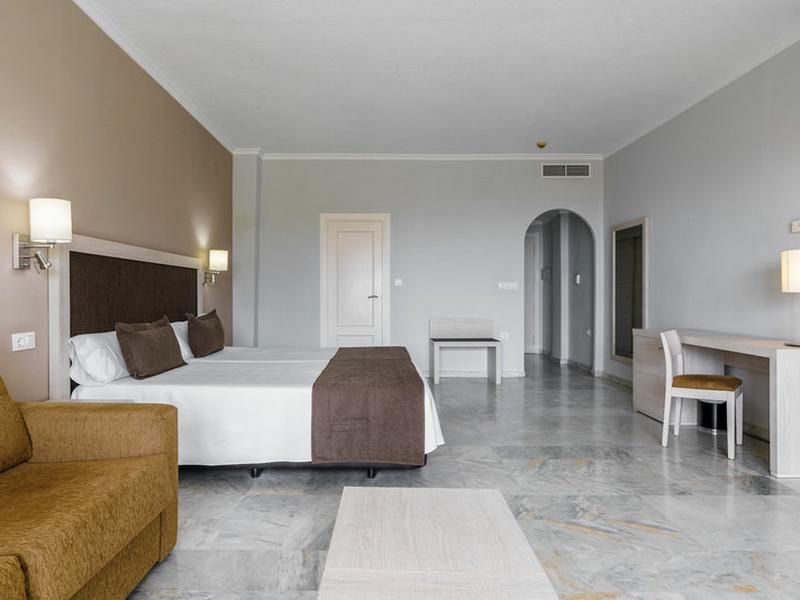 37C004391B172EDF1E8C5476B035F2B8