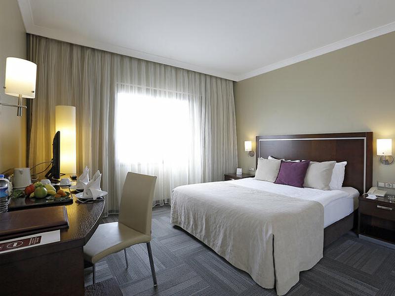 4B315670DDB37F687DAB005D0EA9BD8C