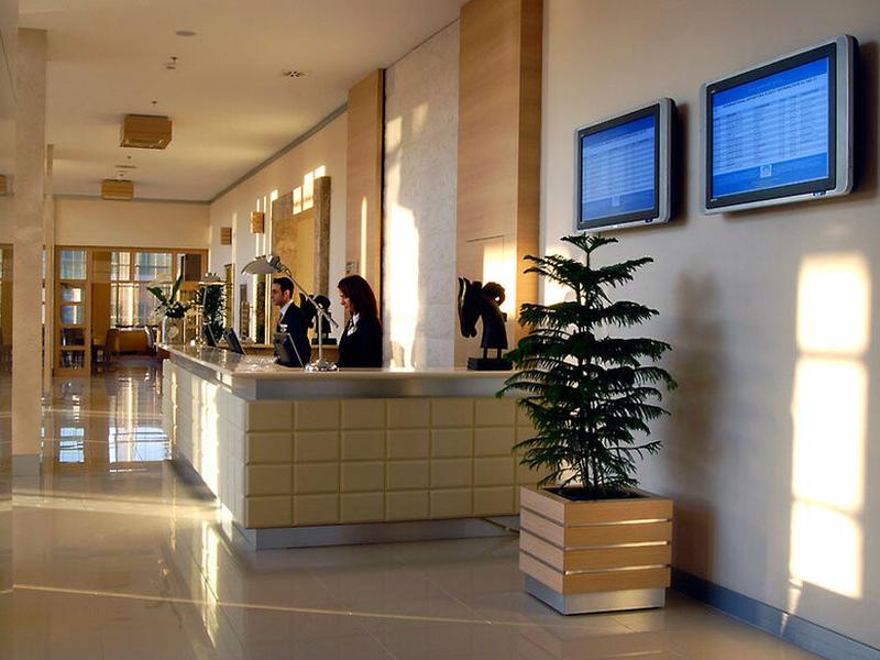 F01979253E96F95851212C53C260BC7D