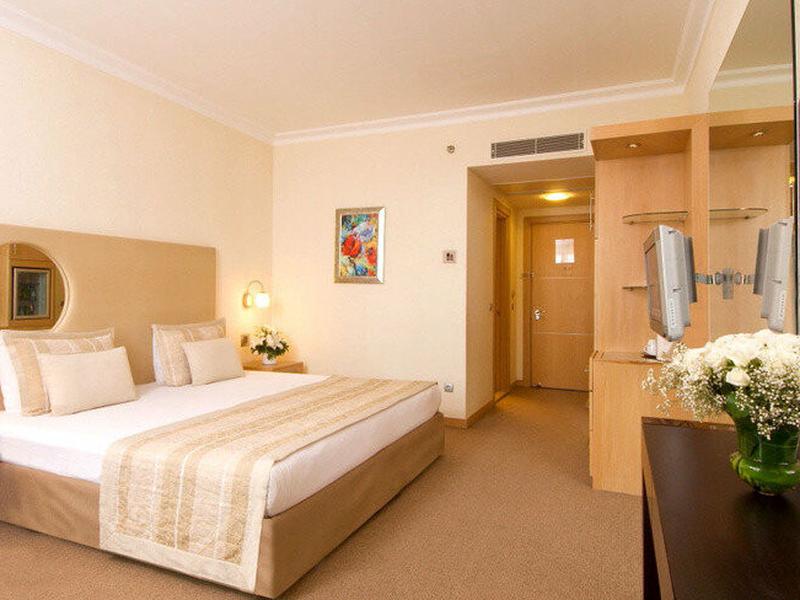 43A1CB88D90C8E84C2CEBFD3851A583D