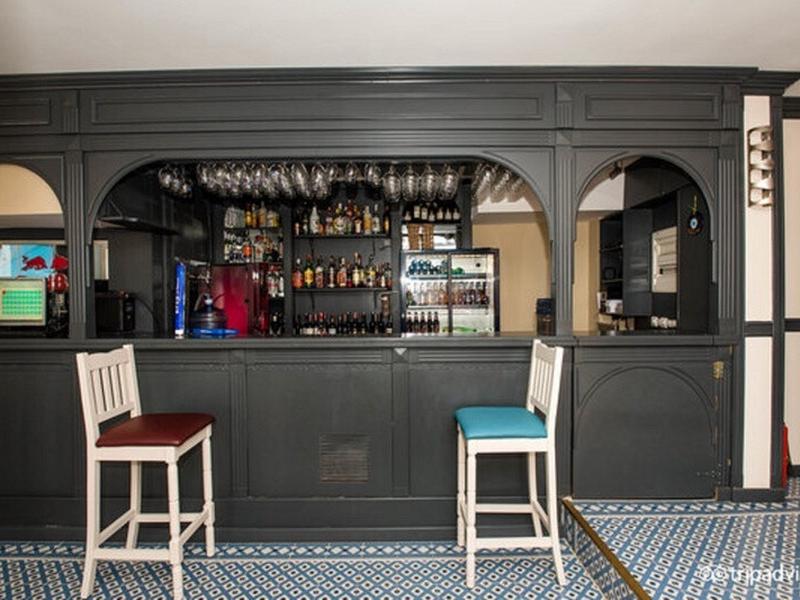 9DC99EF6DFBCD4F39D14ED705A449F4D