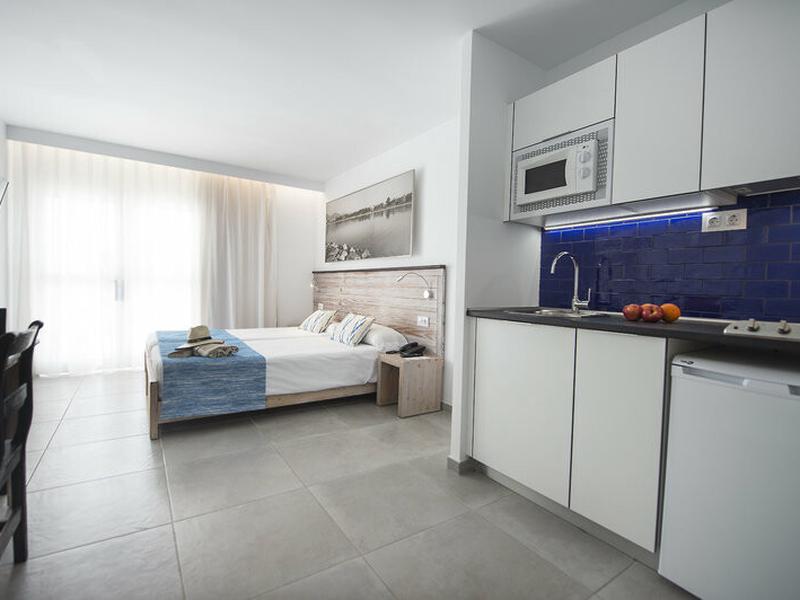 A2516E3E7CFEF1C2D354D26D639177D6