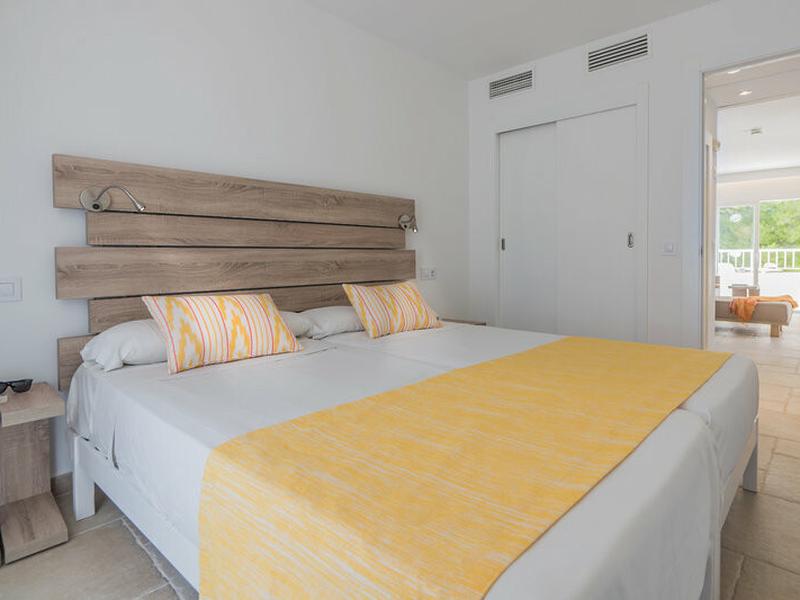 CD4CD405B2210566262A979C30648FE3