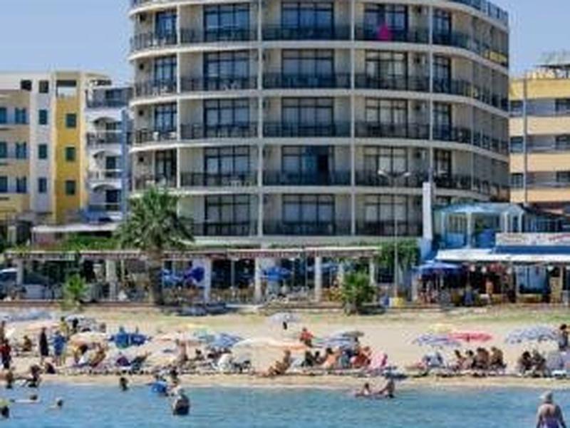 B6D6A16303C782E4CC065FB85BBFEC58